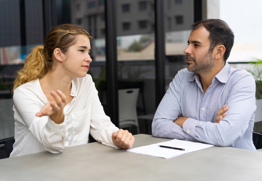 Escucha activa y lenguaje corporal